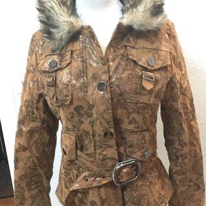 NWOT Faux Fur Collar Beautiful w/Detachable Hood .Hip Length light BRN- metallic